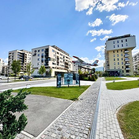 Kasper Coresi Mall - Rise Private Apartments & Suites ブラショフ エクステリア 写真