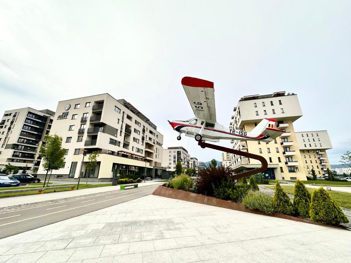 Kasper Coresi Mall - Rise Private Apartments & Suites ブラショフ エクステリア 写真