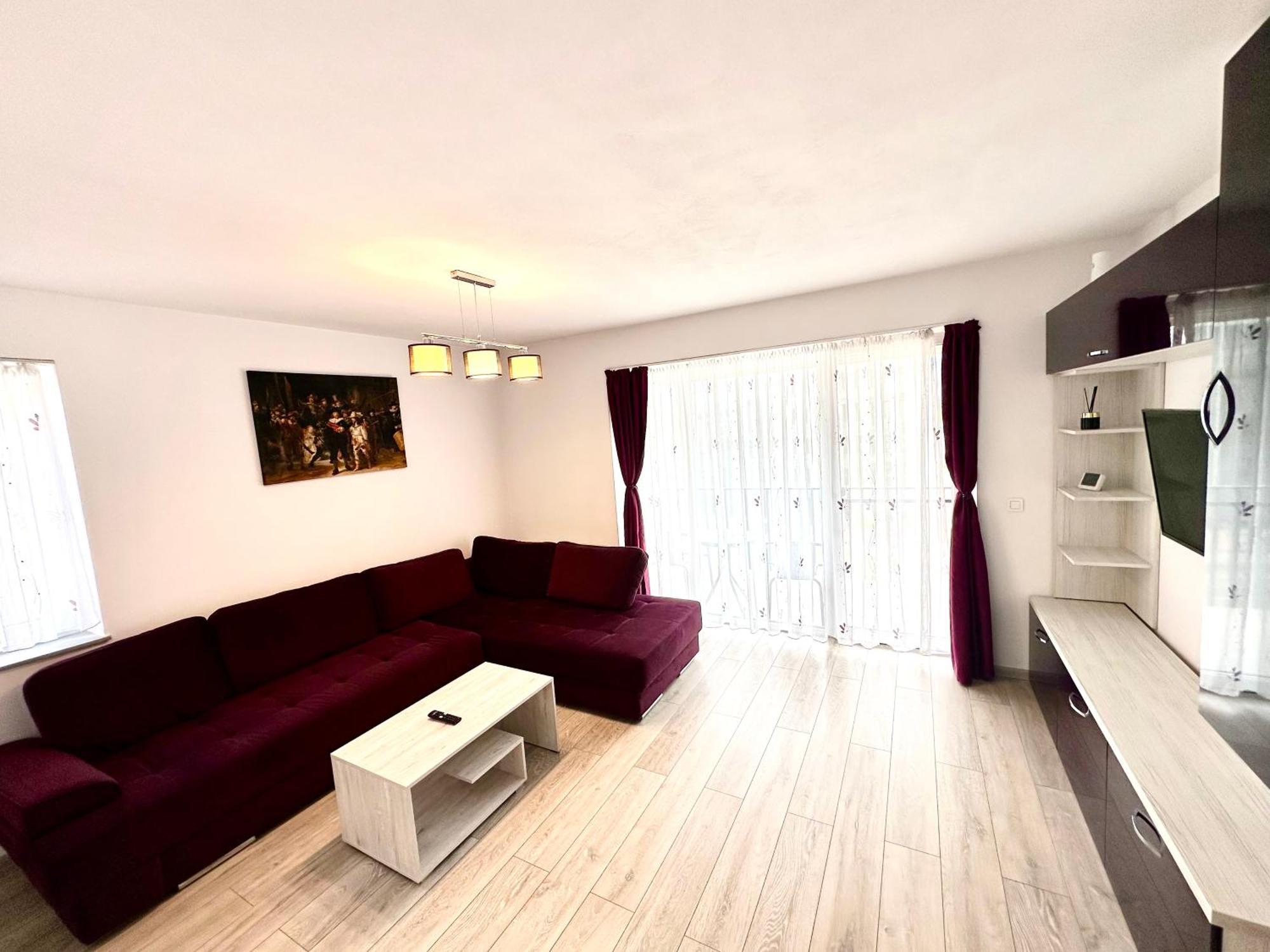 Kasper Coresi Mall - Rise Private Apartments & Suites ブラショフ エクステリア 写真