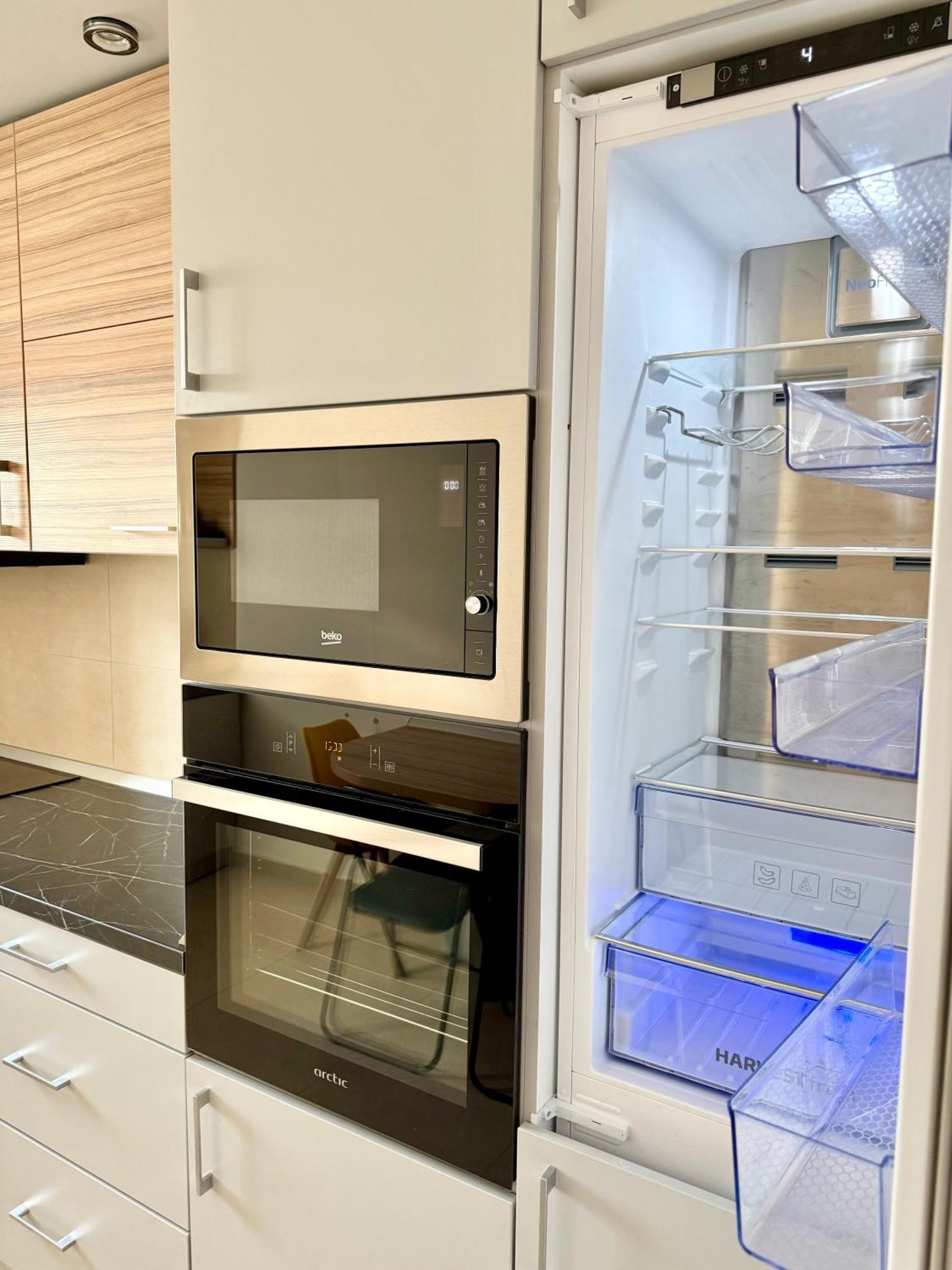 Kasper Coresi Mall - Rise Private Apartments & Suites ブラショフ エクステリア 写真