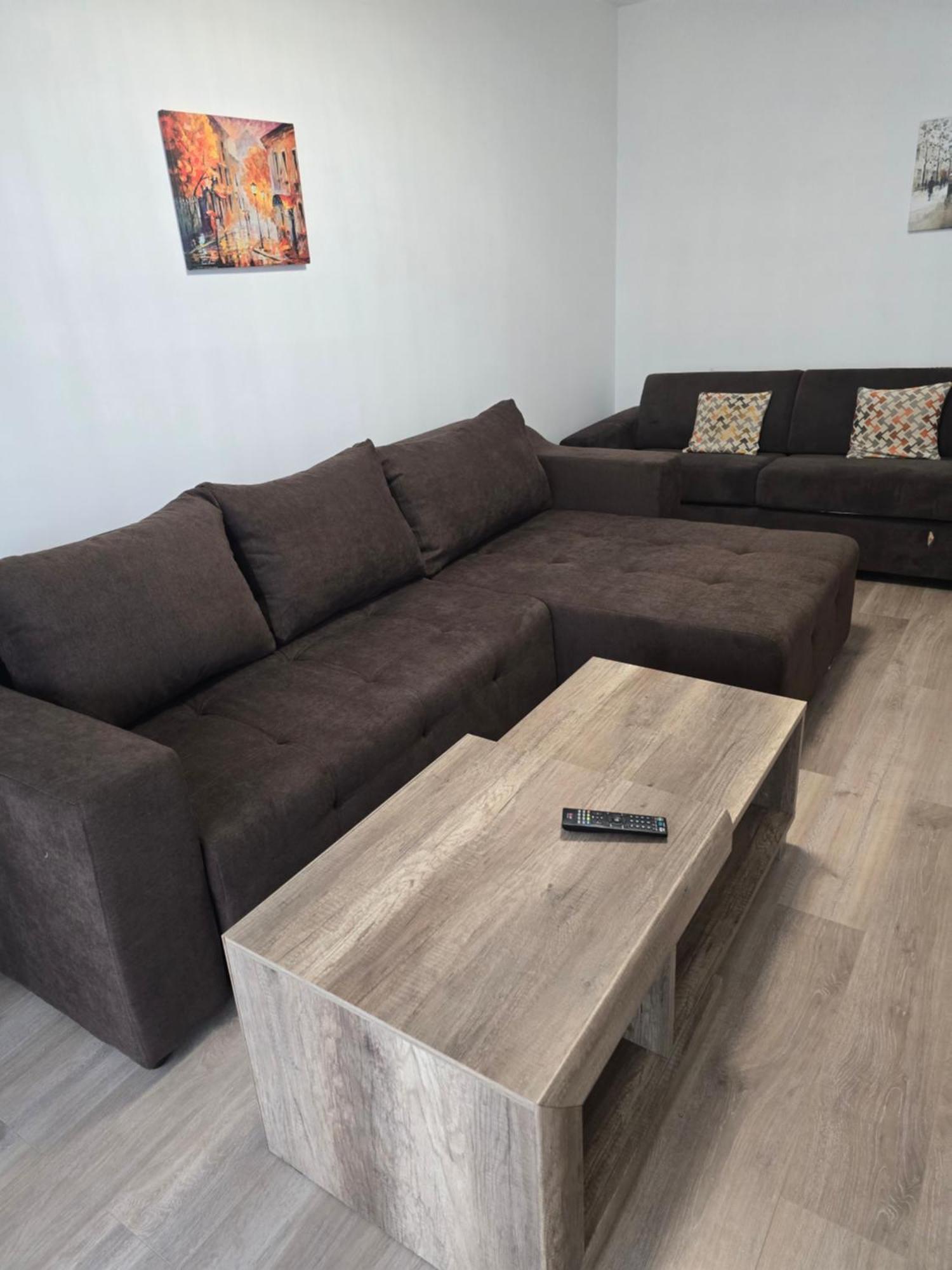 Kasper Coresi Mall - Rise Private Apartments & Suites ブラショフ エクステリア 写真